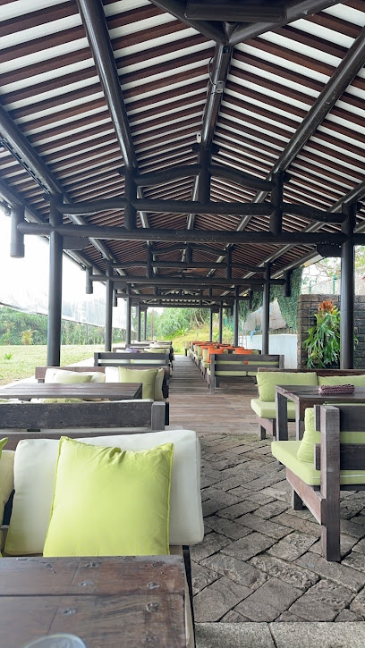 藍灣咖啡&餐廳Blue Bay Cafe & Restaurant - 鹽寮店（旅遊借問站）