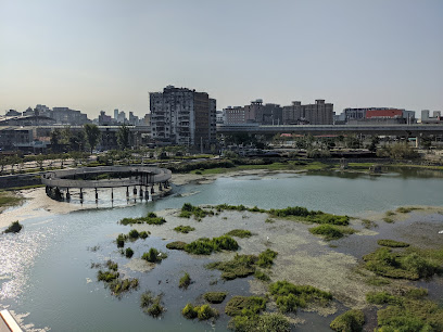 台糖湖濱生態步道