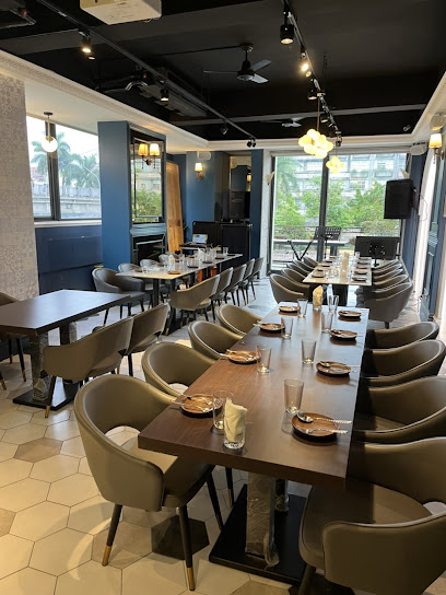 The JiaJiu Place 呷酒餐酒館