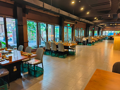 이화대원梨花大苑/高品質吃到飽《美食推薦》炭火燒肉｜親子餐廳｜淡水觀光｜聚餐場地｜生日推薦｜約會餐廳｜寵物友善｜捷運美食｜