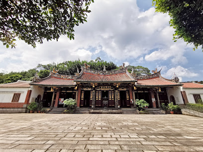 劍潭古寺