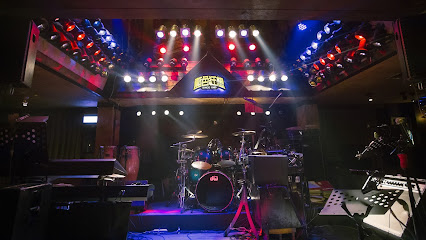 藍色狂想音樂餐廳 BLUE FANTASY Music Pub & Bar