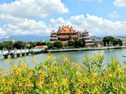 龍潭大池